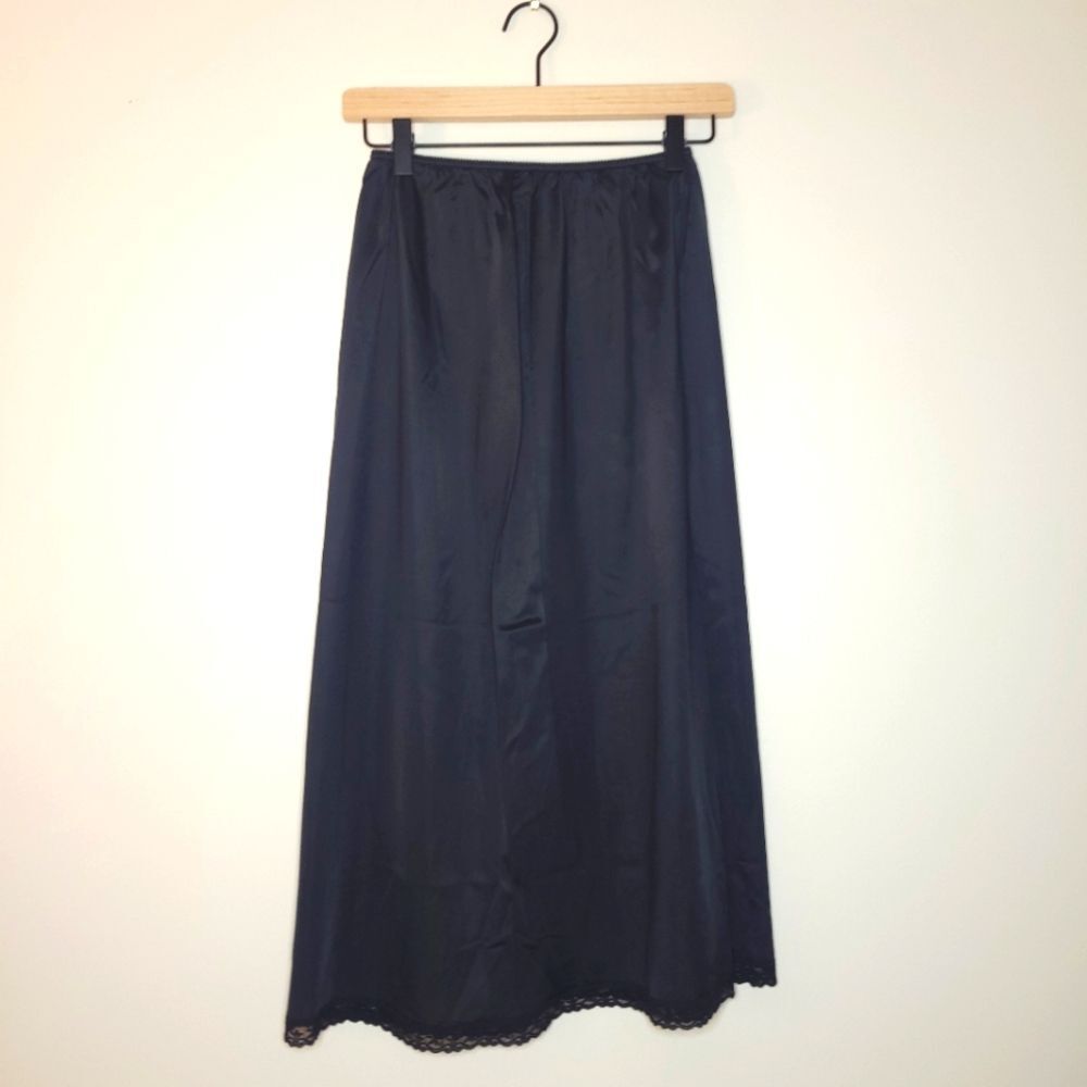 Vintage Warner's Slip Skirt Women's Medium Lingerie Black Nylon Lace Midi USA